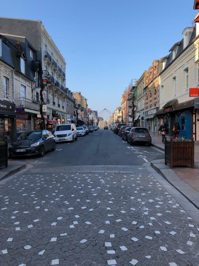 L'Ideal 9 Deauville Esterno foto