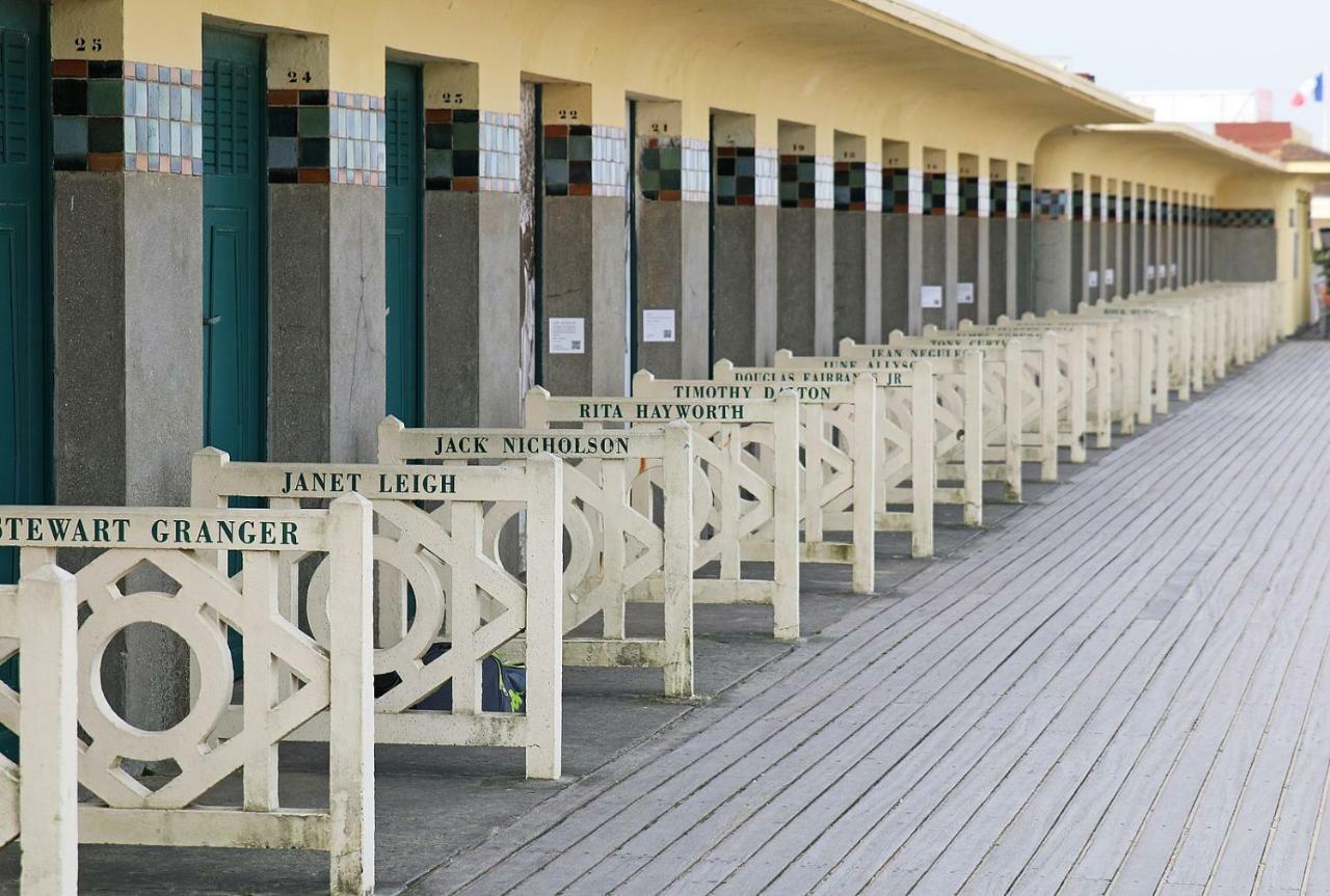 L'Ideal 9 Deauville Esterno foto
